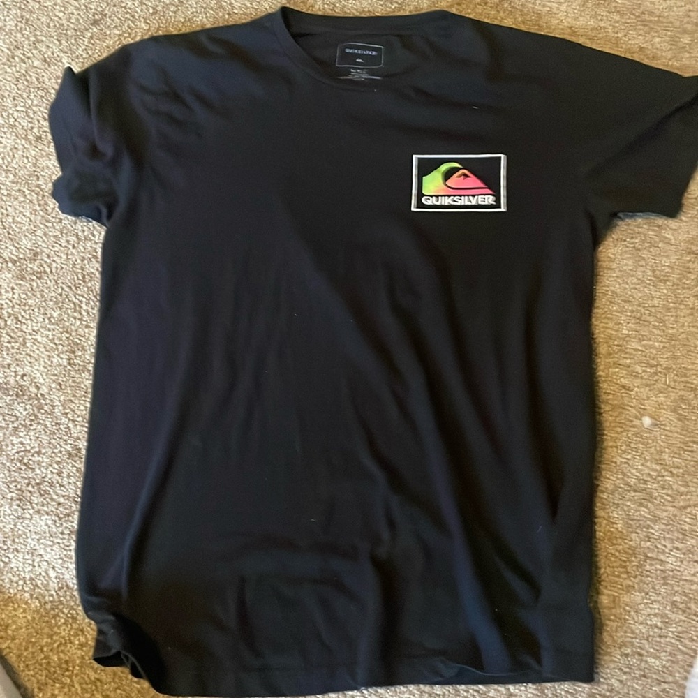 Quicksilver tee shirt
